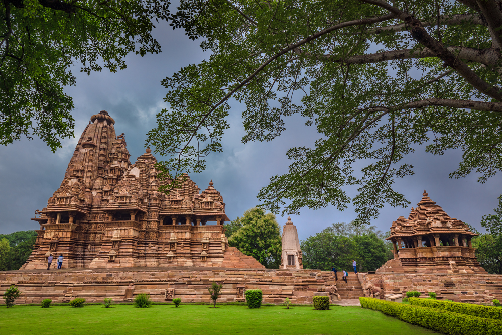 western-group-of-temples-img
